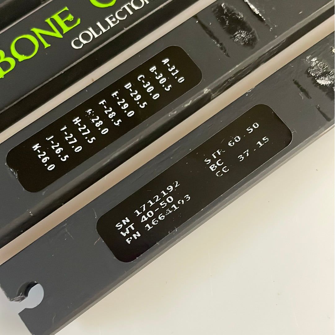 Second hand Hoyt Ventum Pro 33 bone collector limbs/40-50lbs,  26-31”.