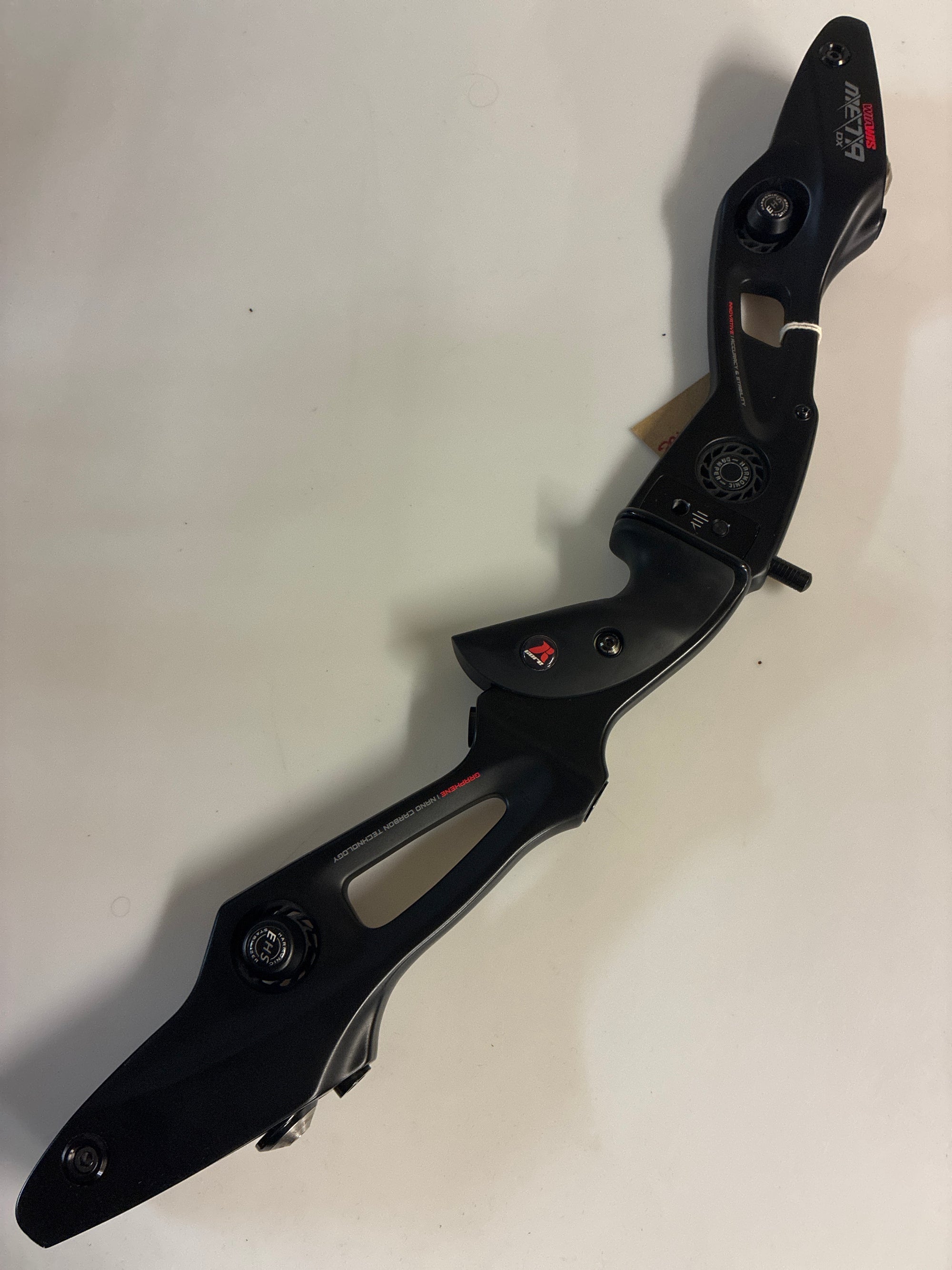 Second hand Wiawis Meta DX carbon riser. Left hand, 25”, black.