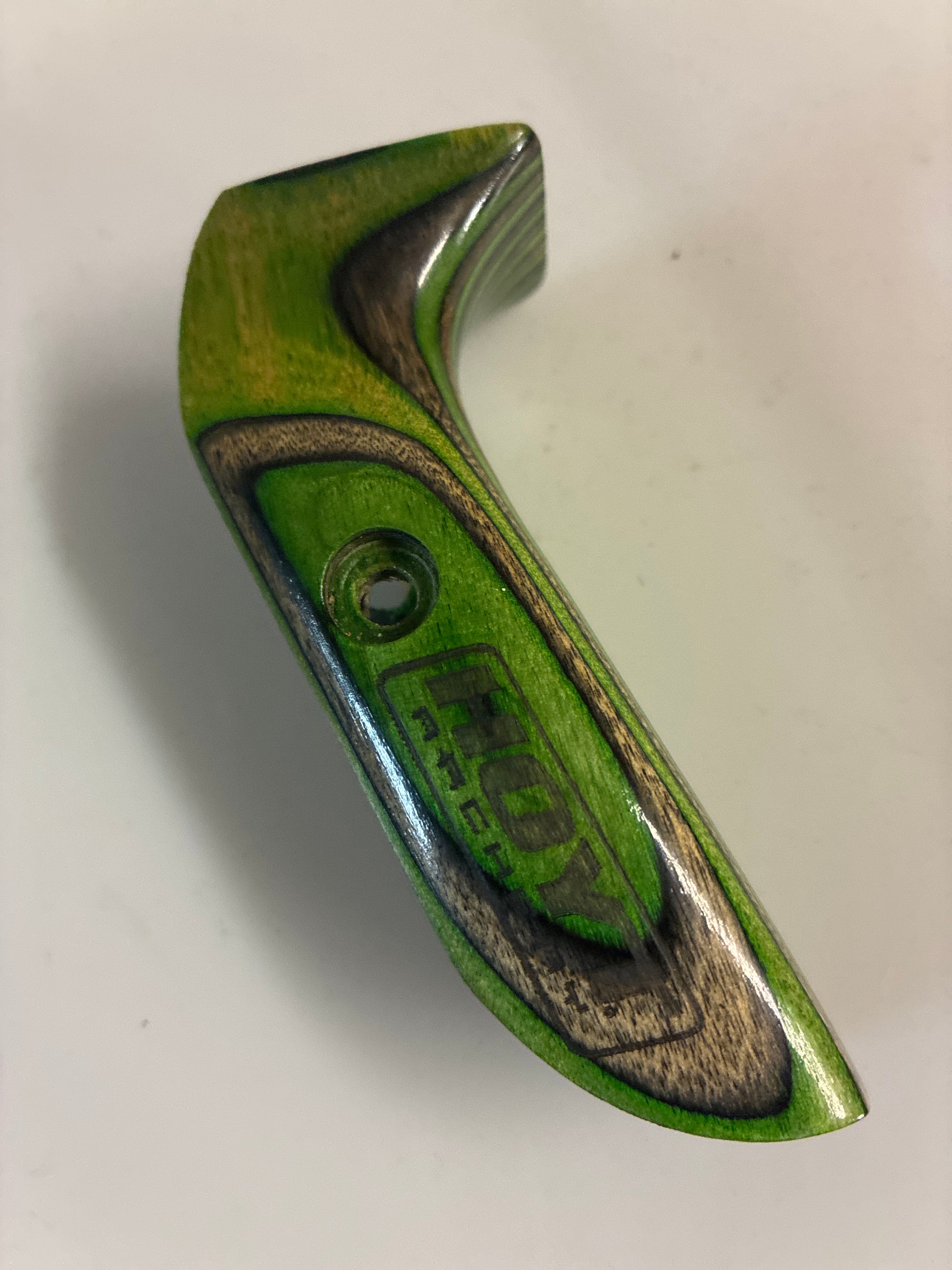 Ex-display Hoyt compound grip, right hand, green.