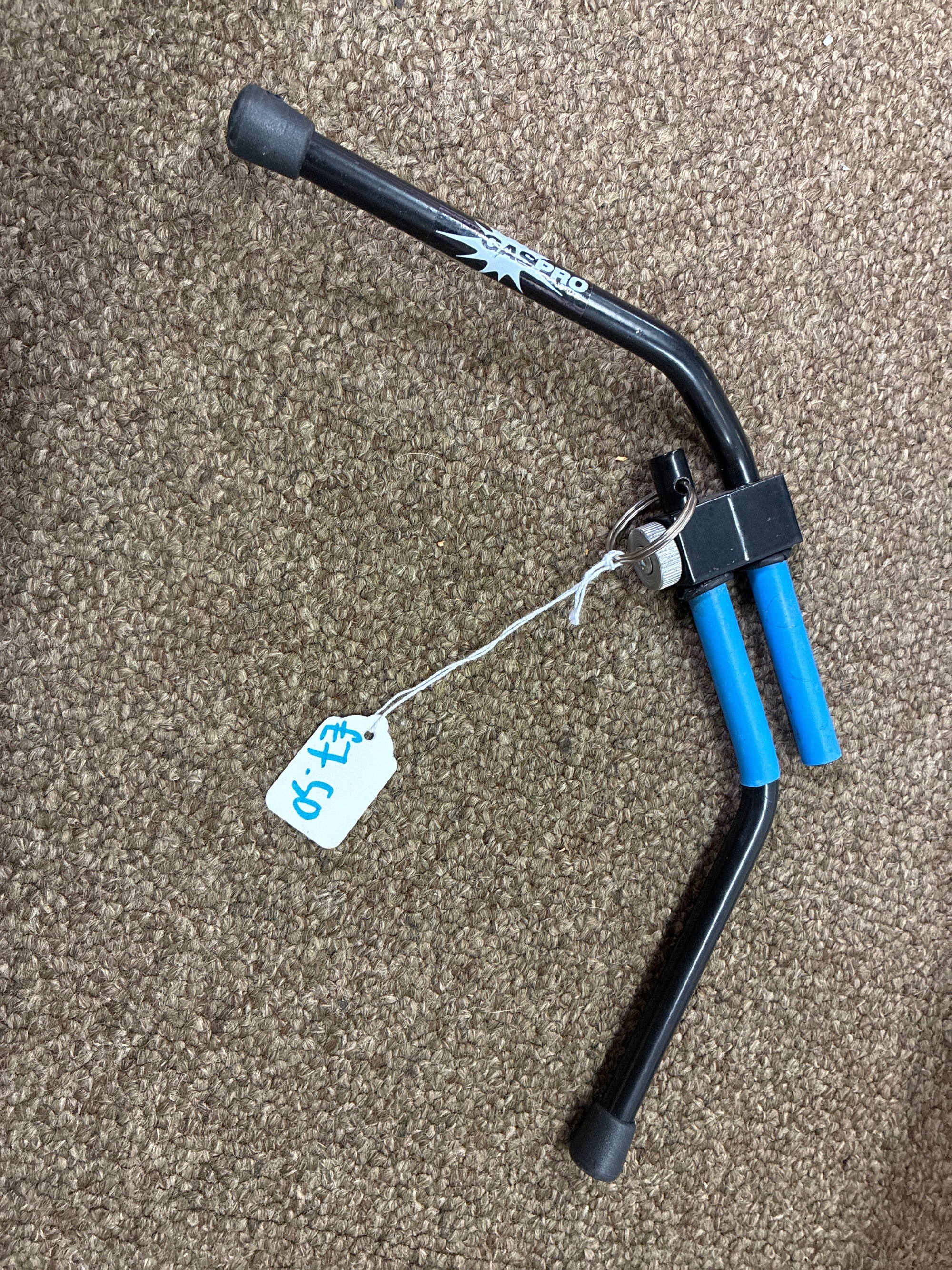 Gas Pro compound bow stand.