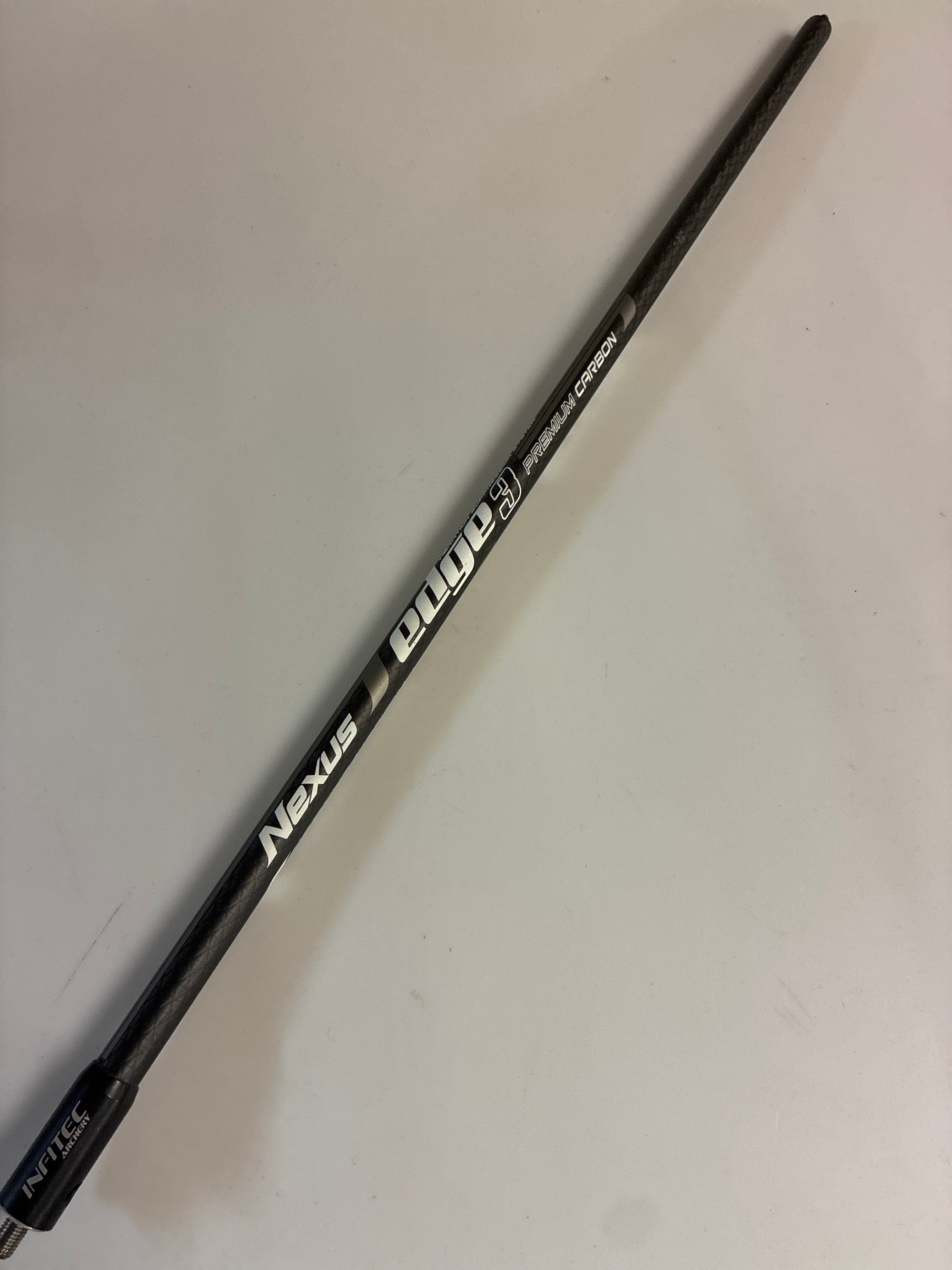 Second hand Nexus edge 26” black long rod. 1/4” weight adaptor.