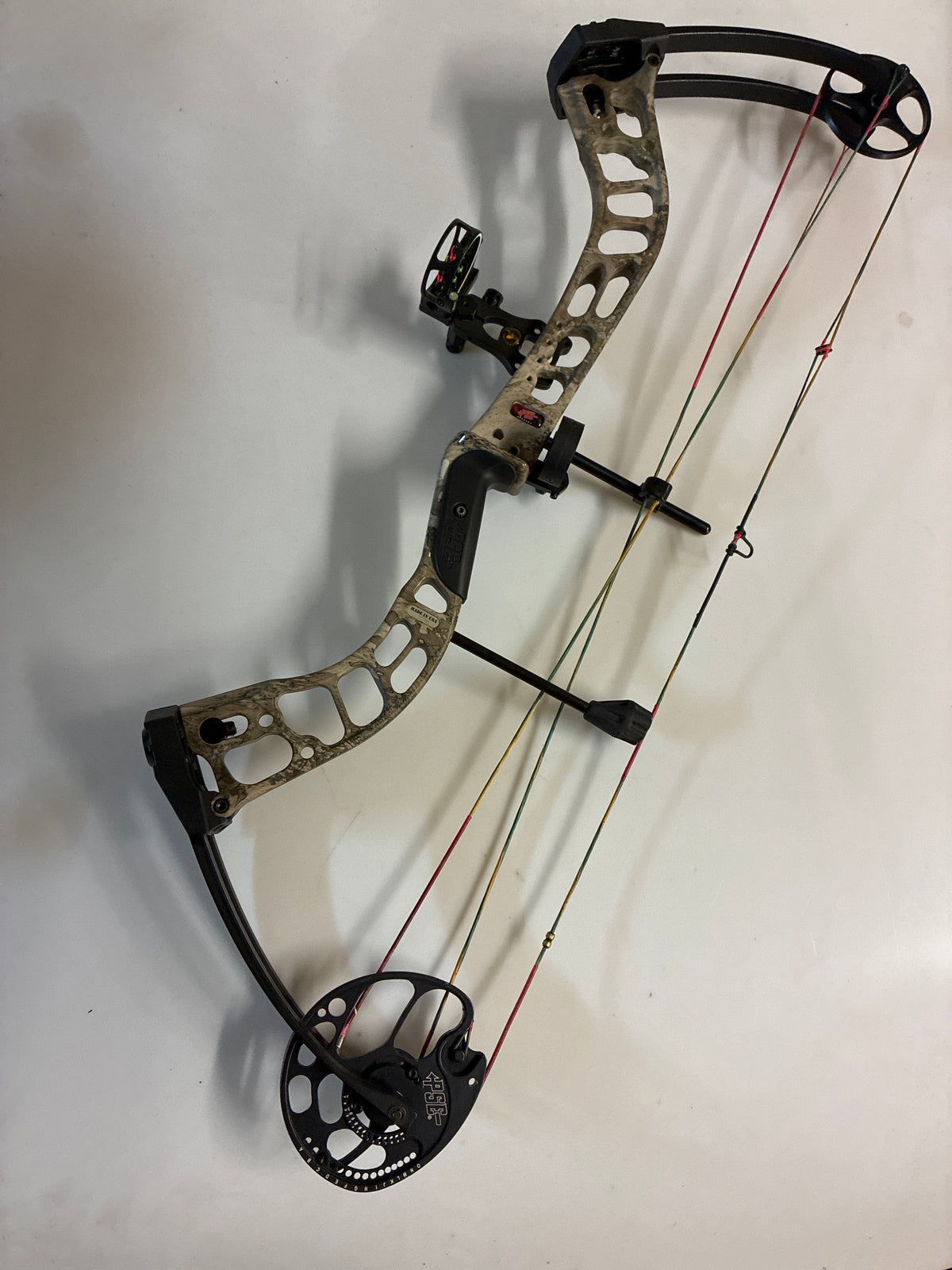 Second hand PSE Stinger ATK. Right hand,40-50lb, 23-30”, camo with black limbs.