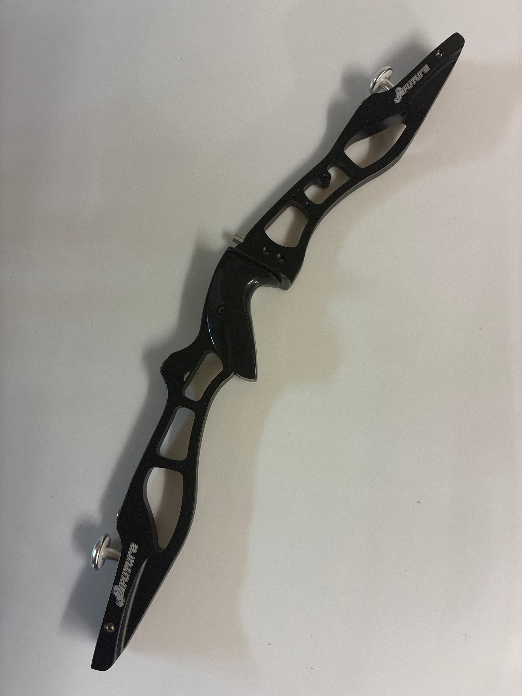 Second hand Stark Futura right handed 25” riser. Black.