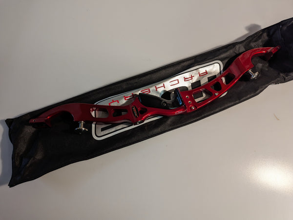 Excel Riser Cab Shop soiled Hoyt Excel riser LH red - Wales Archery