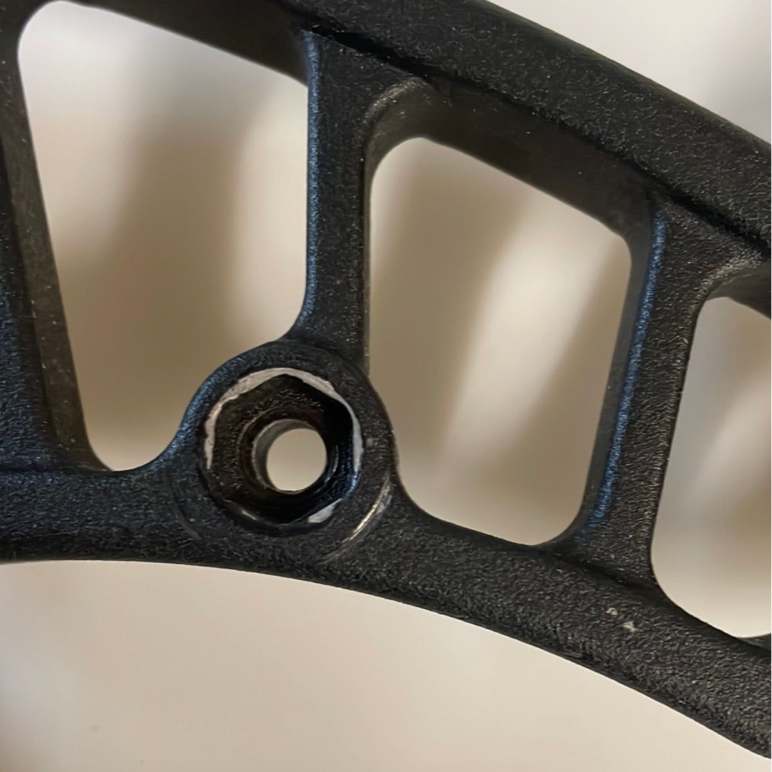 Second hand Hoyt PowerMax/left hand, 30-40lb, 24-25”, black with green limbs.